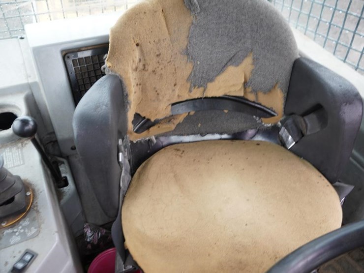 2000-caterpillar-525-image-30