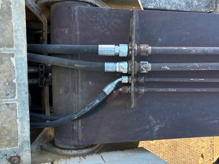 2000-barko-225-image-31