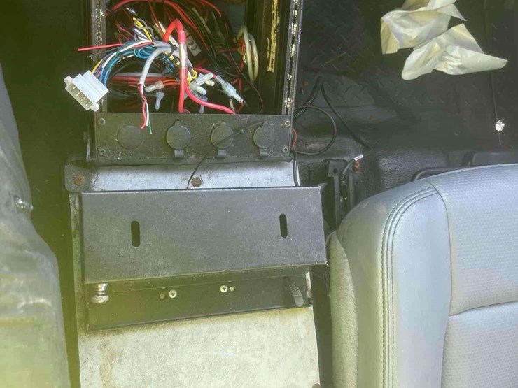 2014-ford-f150-image-21