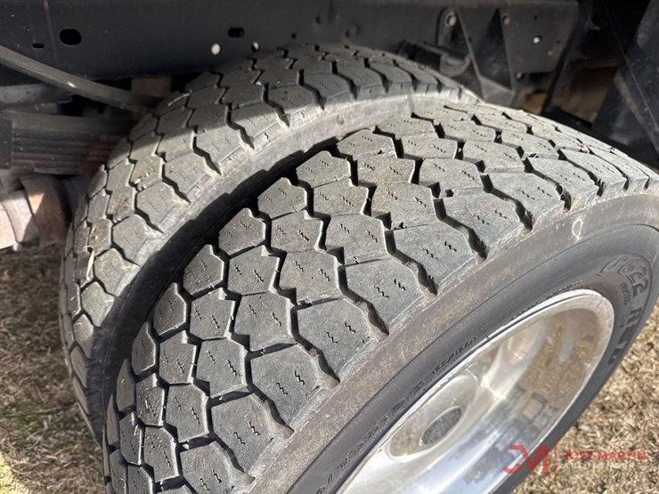 2015-ford-f450-xl-image-13