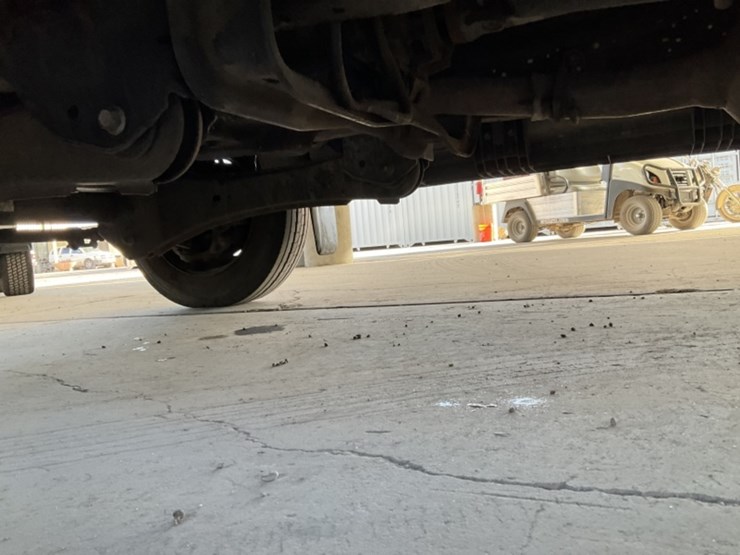 2005-ford-f550-image-27