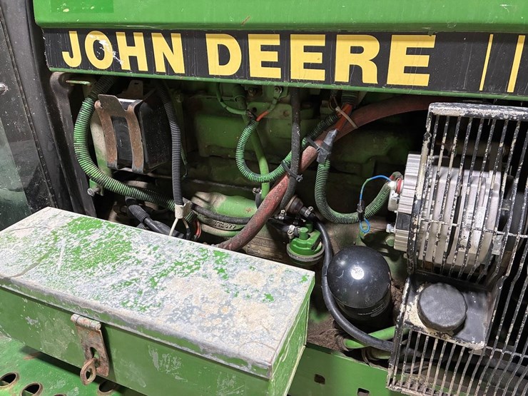 john-deere-2555-image-16