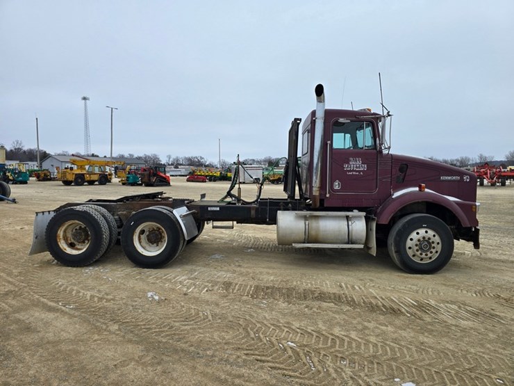 1989-kenworth-t800-image-11