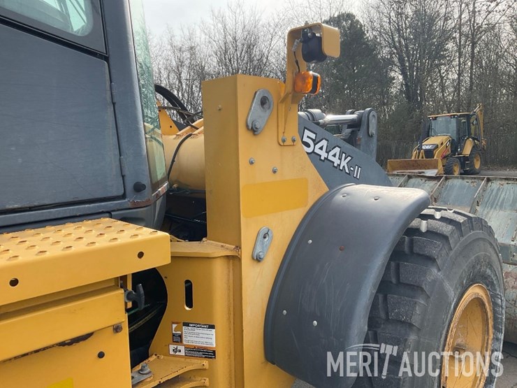 2018-deere-544k-image-19