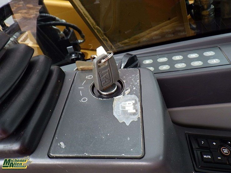 2018-caterpillar-312fgc-image-19