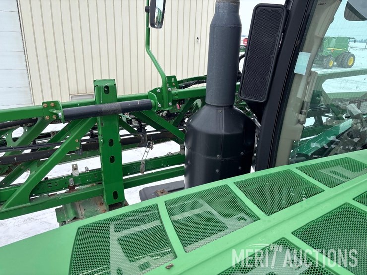 2018-john-deere-r4045-image-45