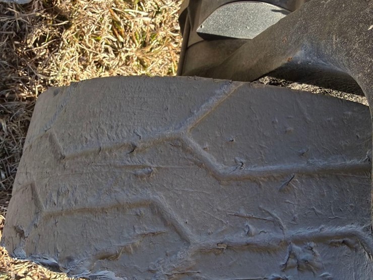 2015-jlg-3246es-image-14