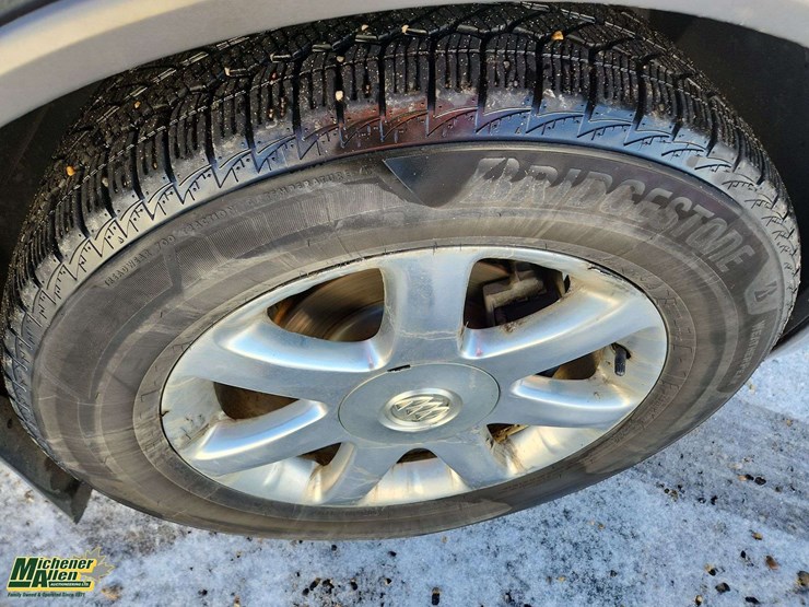 2008-buick-enclave-cxl-image-33