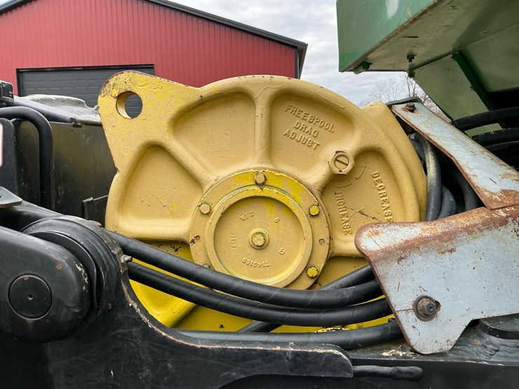 2010-deere-648h-image-38