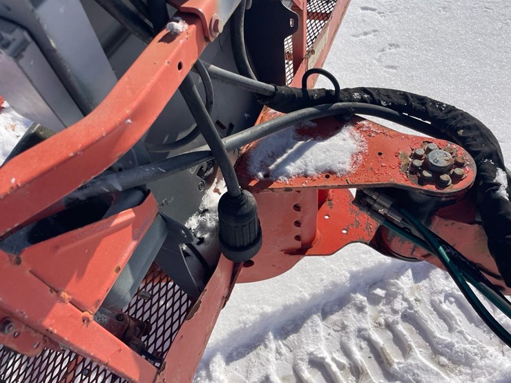 2008-jlg-600s-image-12