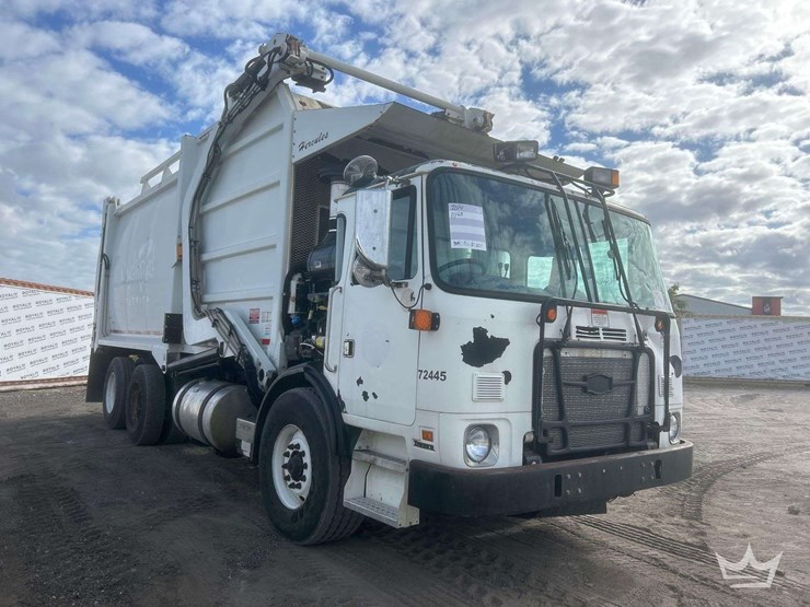 2014-autocar-xpeditor-image-2