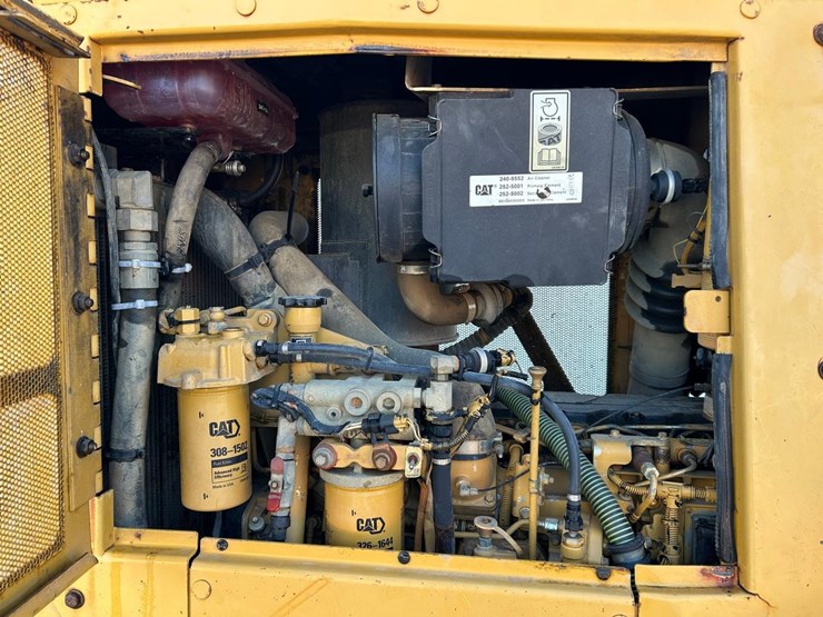 caterpillar-d6k-xl-image-20