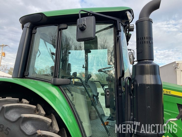2023-john-deere-6120m-image-32