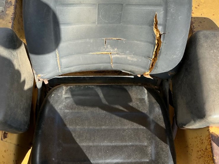 1987-caterpillar-d4h-image-9