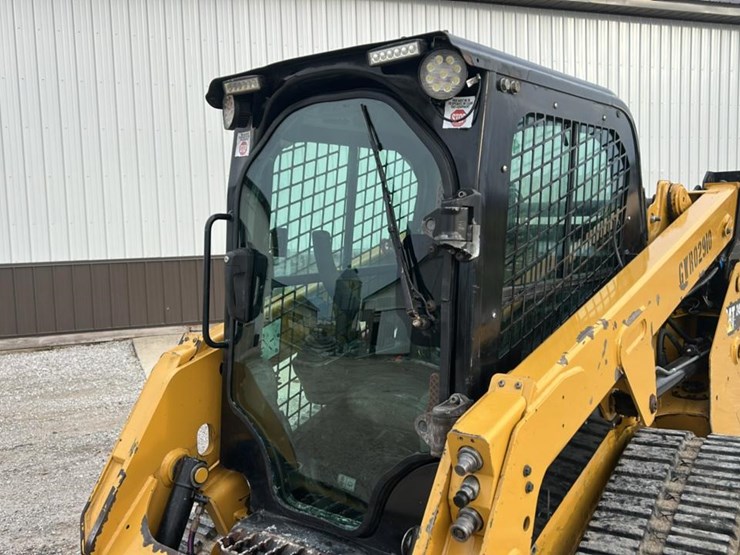 2019-caterpillar-249d-image-14