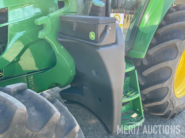 2023-john-deere-6120m-image-12