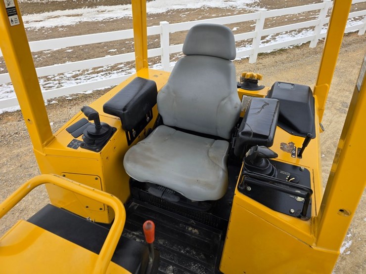 deere-450h-lt-image-24