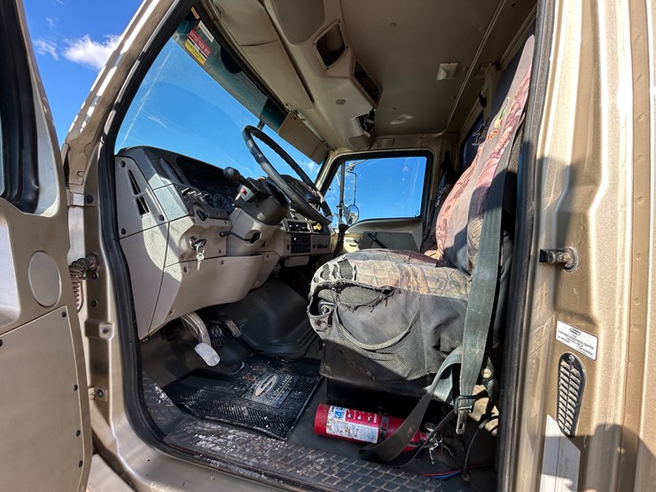 2004-sterling-acterra-image-11