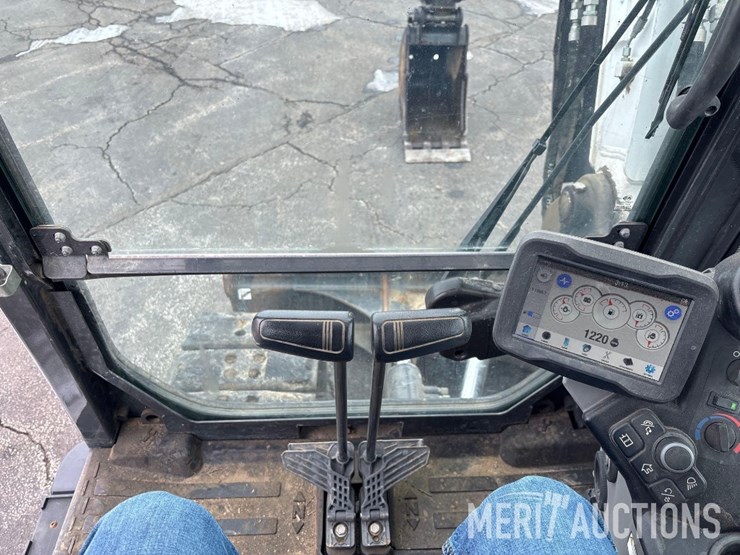 2019-bobcat-e85-image-34