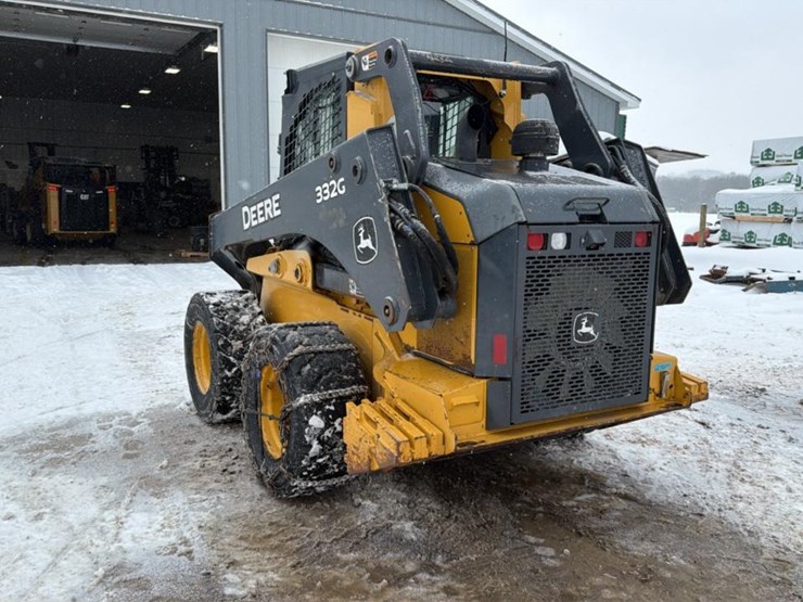 2019-deere-332g-image-3