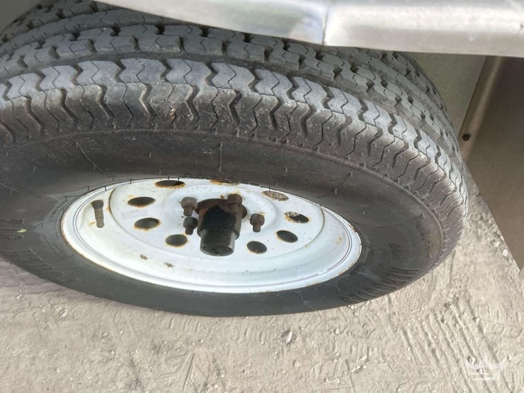 s/a-enclosed-trailer-image-12