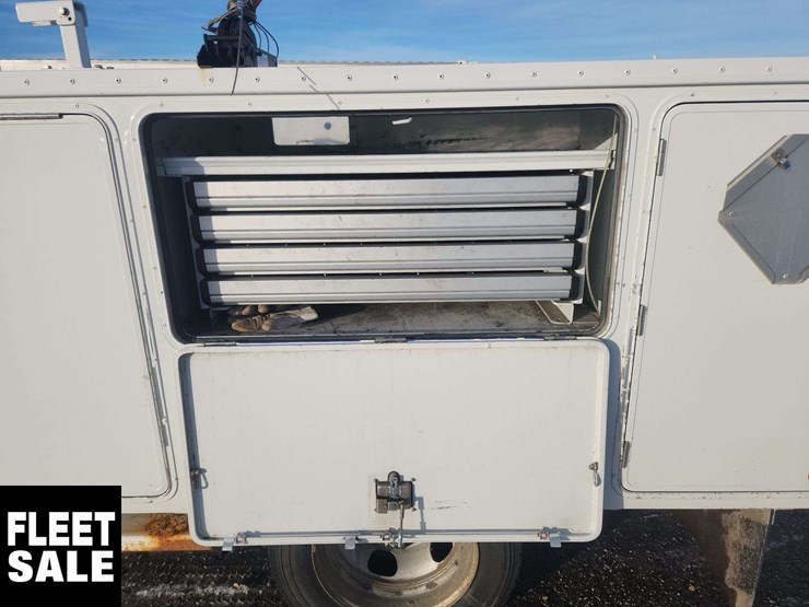 2018-ram-5500-slt-image-28