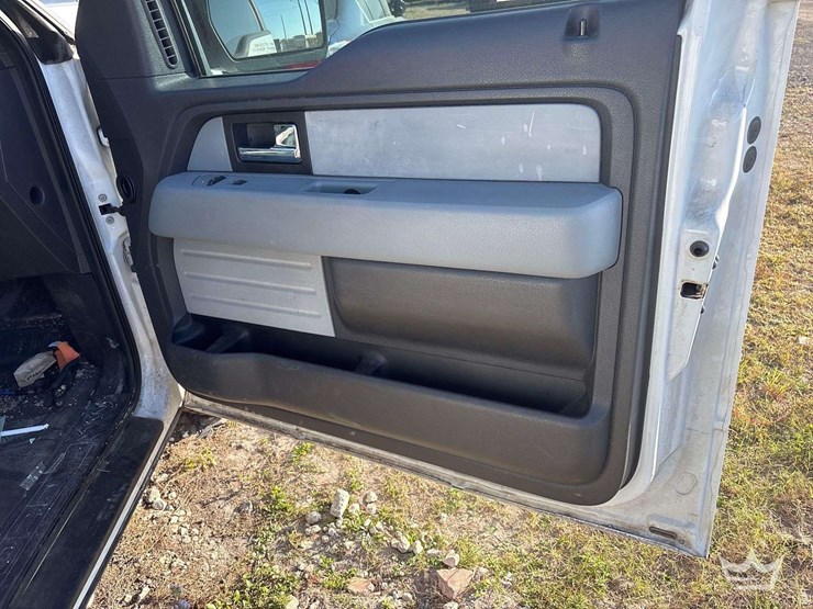 2013-ford-f150-image-24