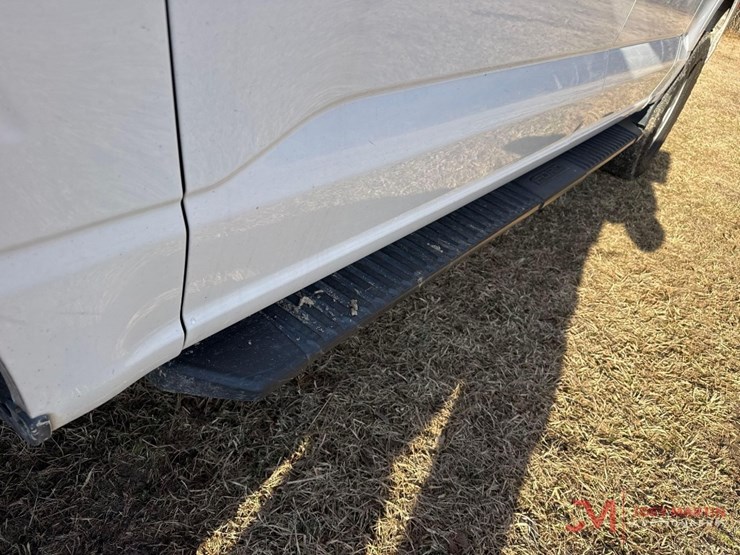 2021-ford-f150-xlt-image-8