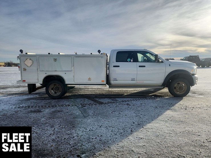 2018-ram-5500-slt-image-8