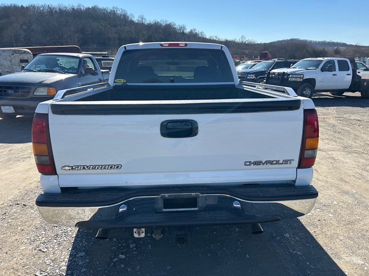 2001-chevrolet-1500-image-6