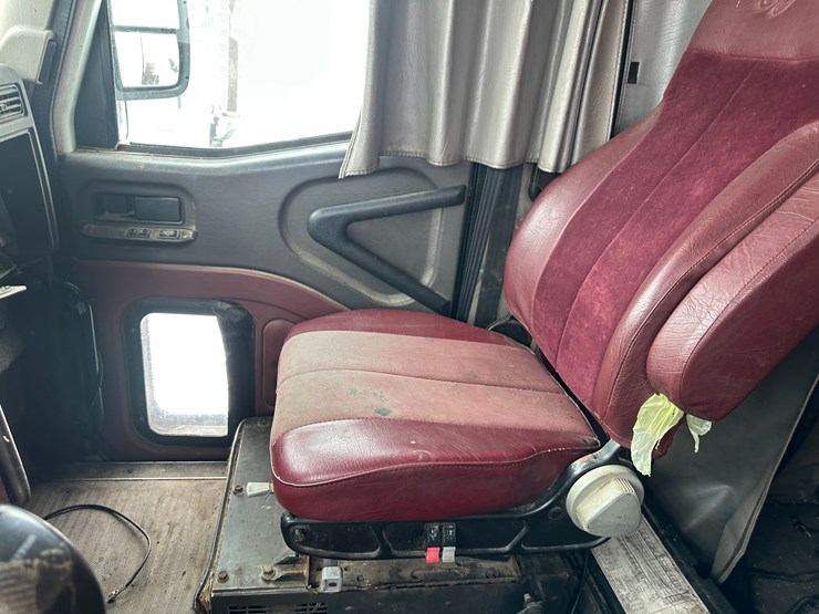 2001-international-2001-image-64