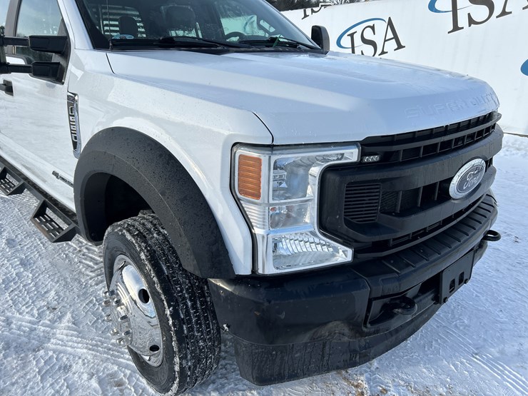 2021-ford-f550-image-10