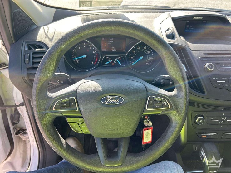 2017-ford-escape-image-12