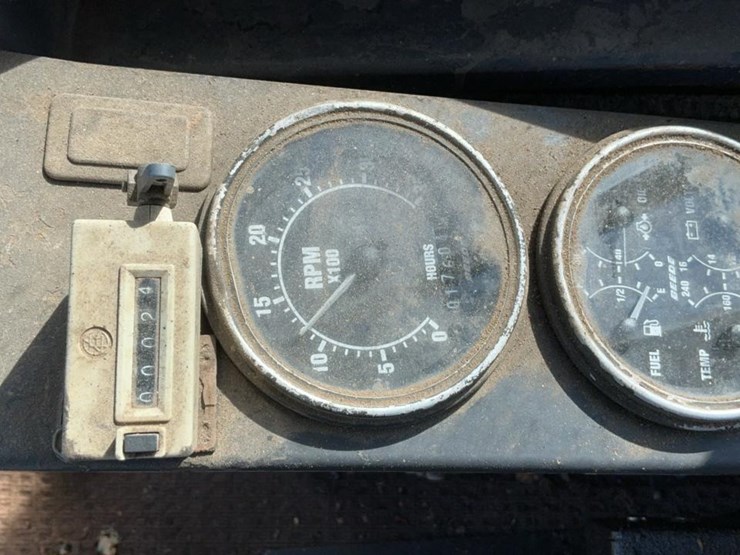 john-deere-435-image-21