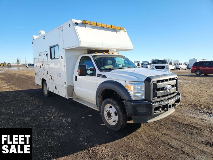 2012-ford-f550-image-2