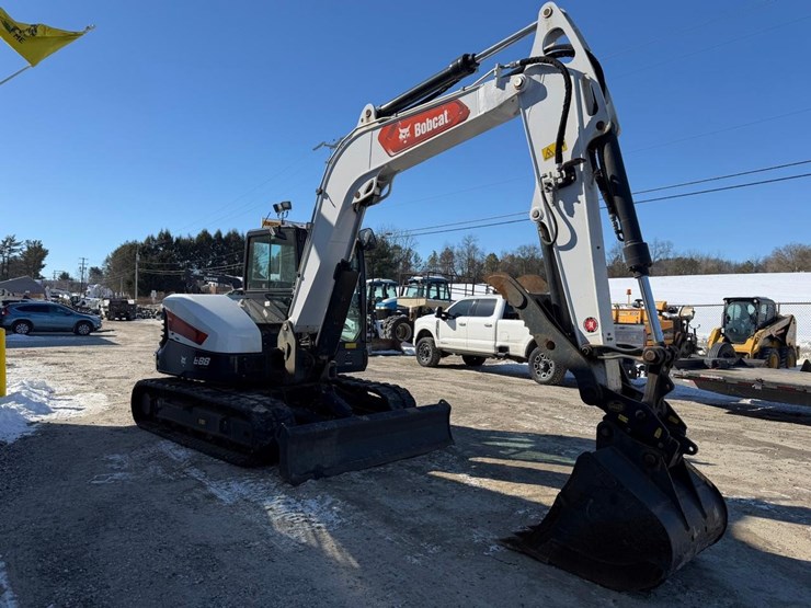 2024-bobcat-e88-image-6