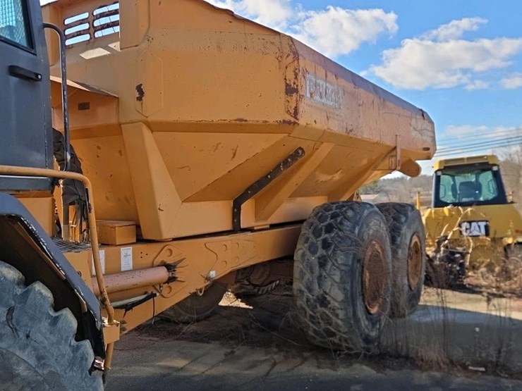 2005-case-330-image-16