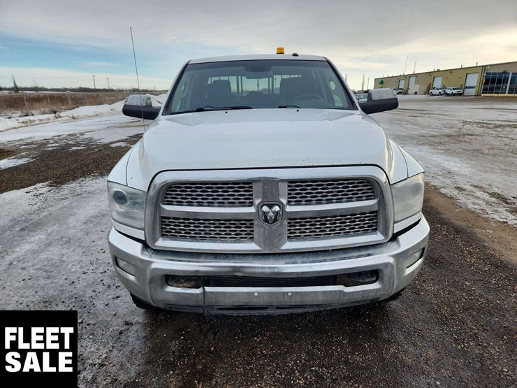 2014-ram-2500-laramie-image-9