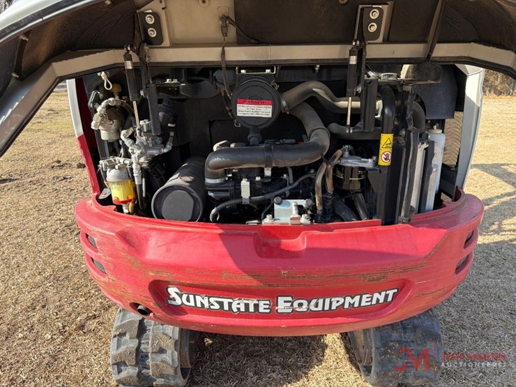 2020-takeuchi-tb230-image-14