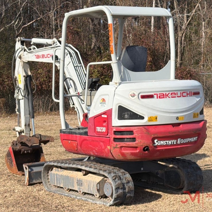 2020 TAKEUCHI TB230