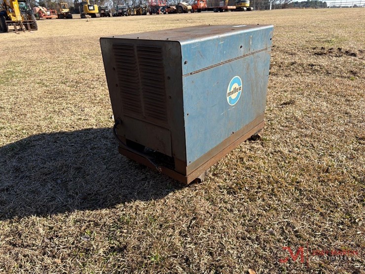 miller-cp-250ts-electric-welder-image-2