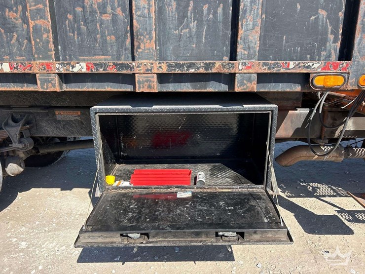 2013-international-durastar-4300-image-33