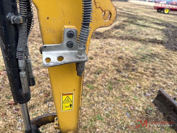 2024-caterpillar-301.7-image-7