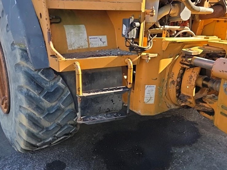 2005-case-330-image-14