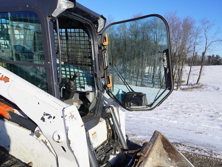 2019-bobcat-t770-image-24