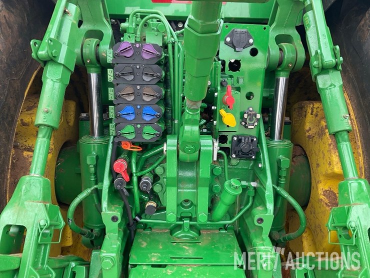 2024-john-deere-8r-410-image-29