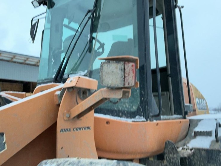 2016-case-621f-xr-image-24