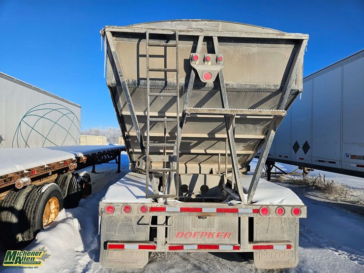 2010-doepker-tri/a-bulk-trailer-image-13