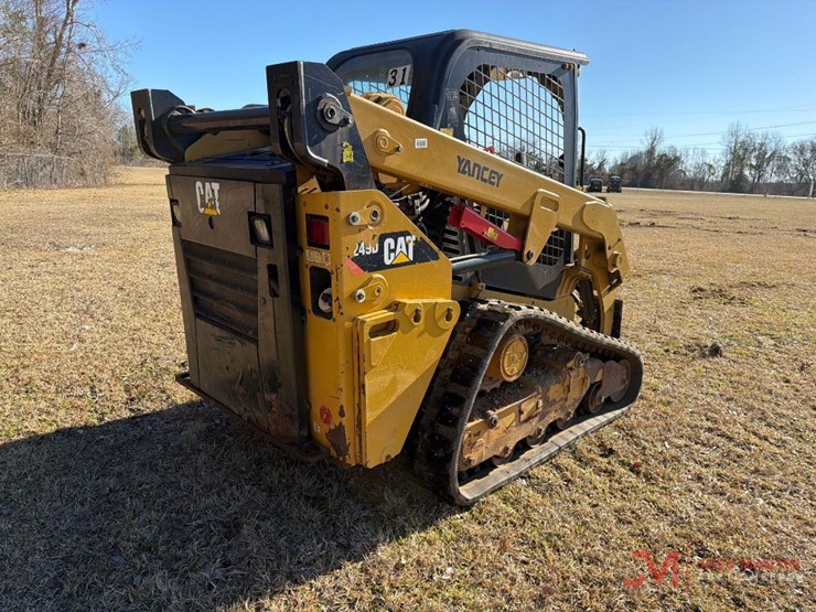 2018-caterpillar-249d-image-2