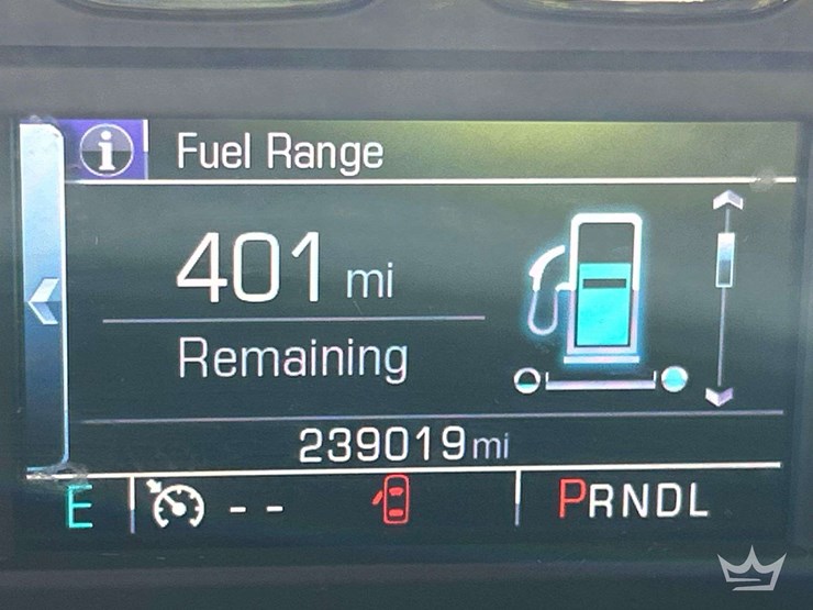 2017-chevrolet-suburban-image-6